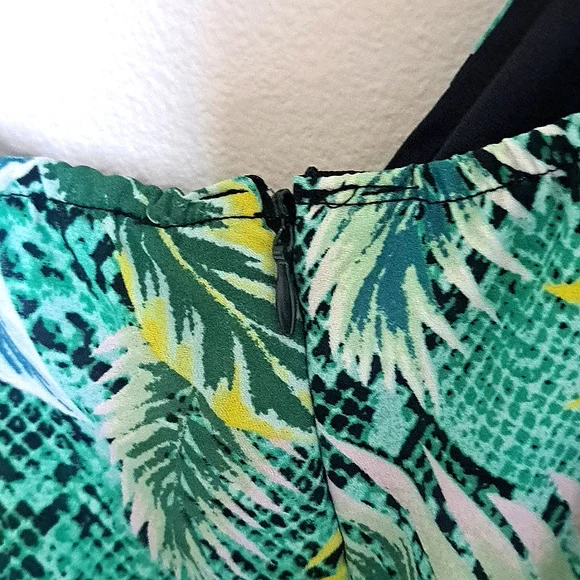 Toxik3 Women Romper Plus Green Tropical Leaf Pattern 1 Piece Adjustable Strap L - Picture 5 of 7